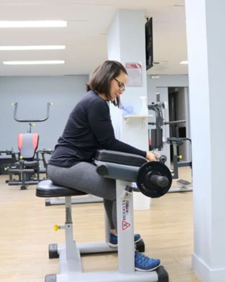 Mesa de Antebraço - Biodelta Treinamento Resistido - Academia e Clínica  para Idosos e Debilitados - Cursos e Aparelhos de Musculação